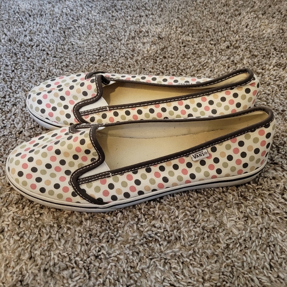 Shoes - Picture 5 of 5